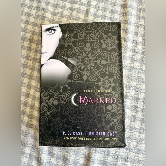 Other - Marked: A House of Night Novel (Hardcover)